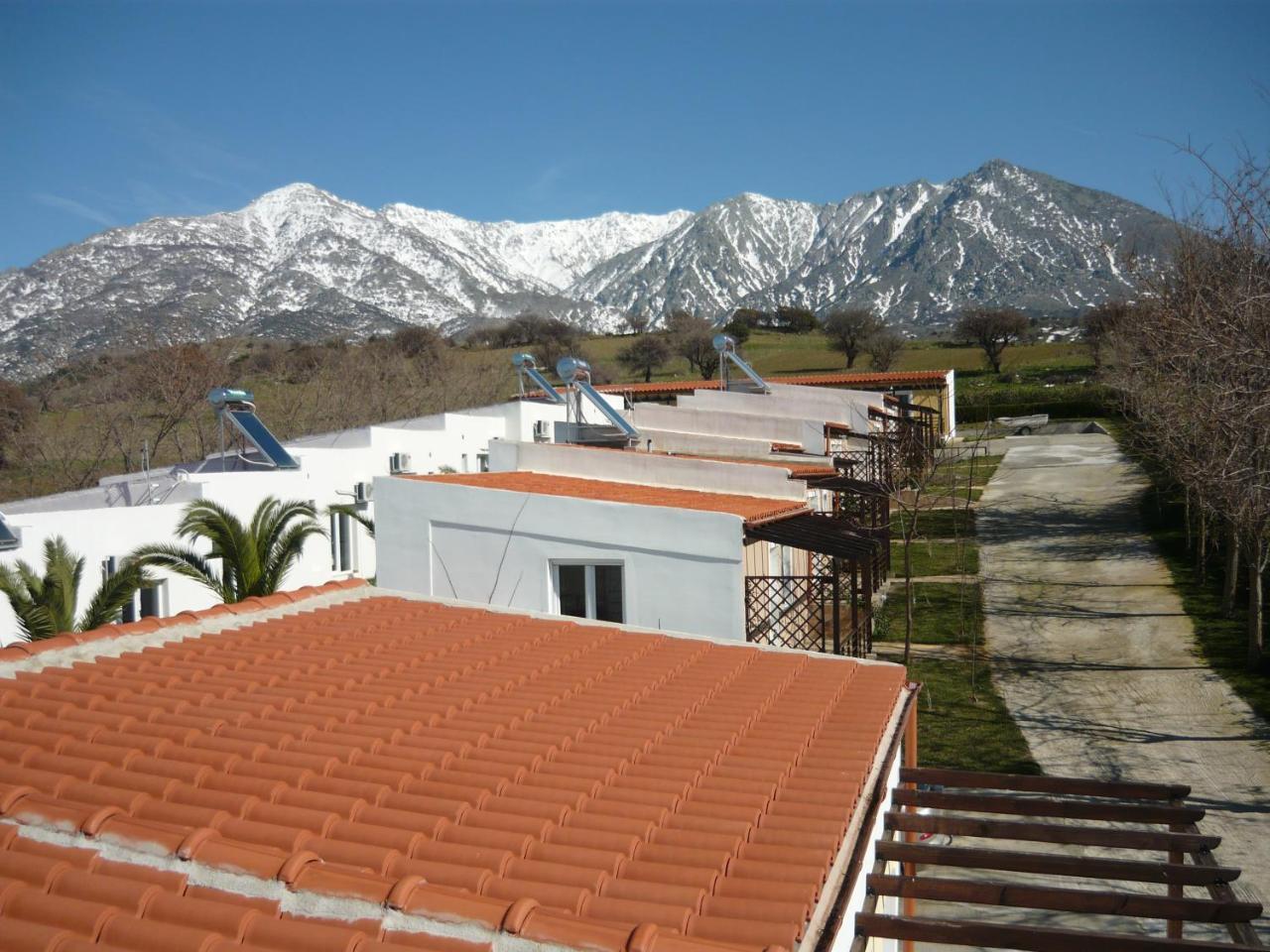 Victory Apartments Hotel Samothraki Bagian luar foto