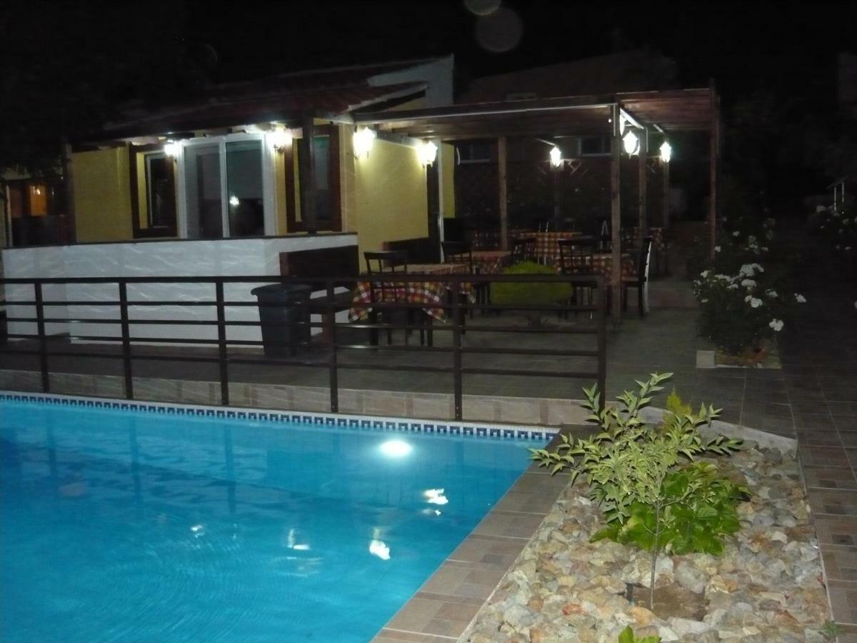 Victory Apartments Hotel Samothraki Bagian luar foto